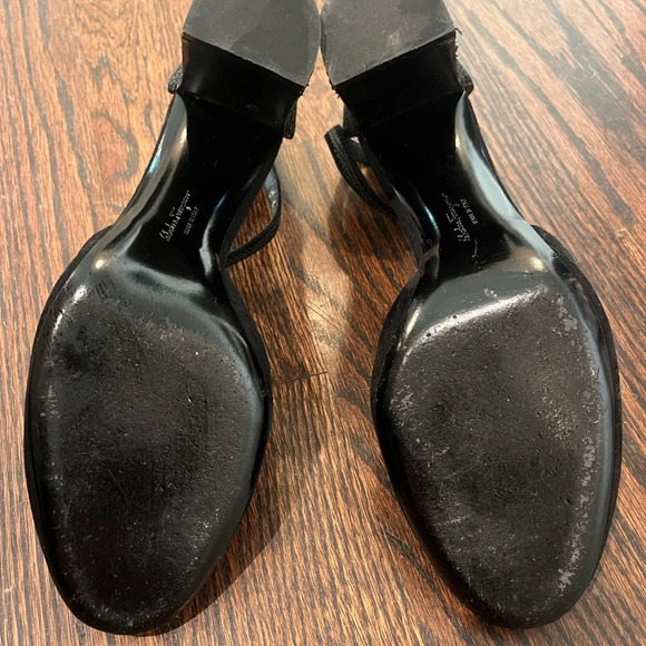 Salvatore Ferragamo Black Suede and Leather Fergie TStrap Pumps (Made in Italy) - Picture 11 of 12